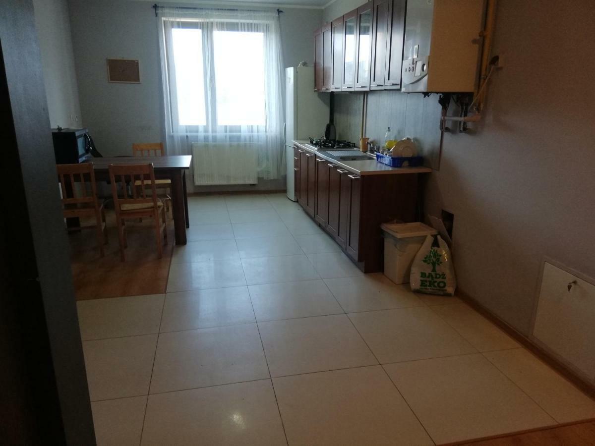 Pokoje Przy Rondzie Częstochowa Exterior foto