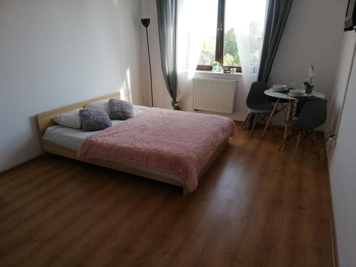 Pokoje Przy Rondzie Częstochowa Exterior foto